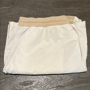Cream and White Lulu Lemon Fundamental 7in Shorts